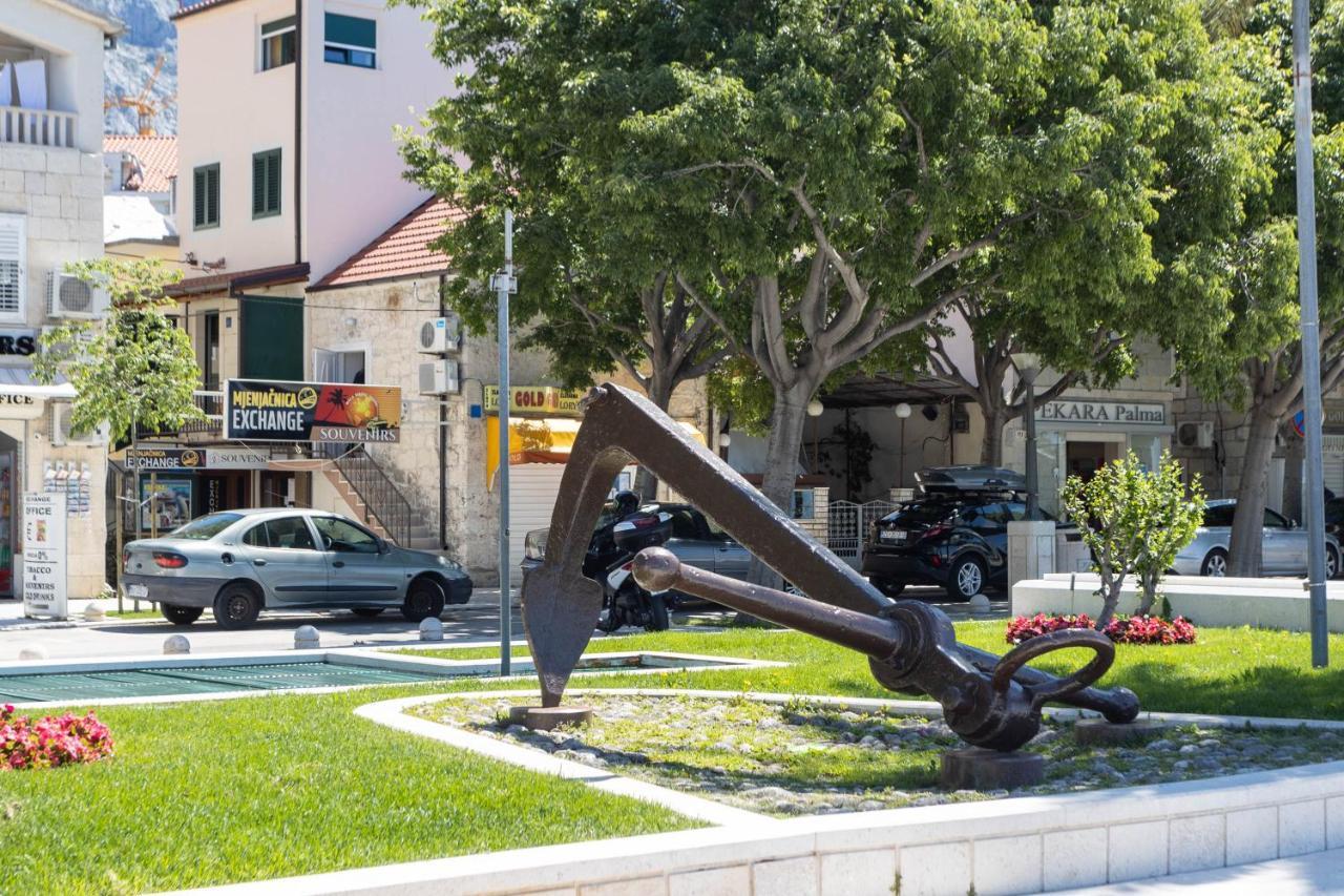 Apartments "Lory" -Baska Voda Exterior photo