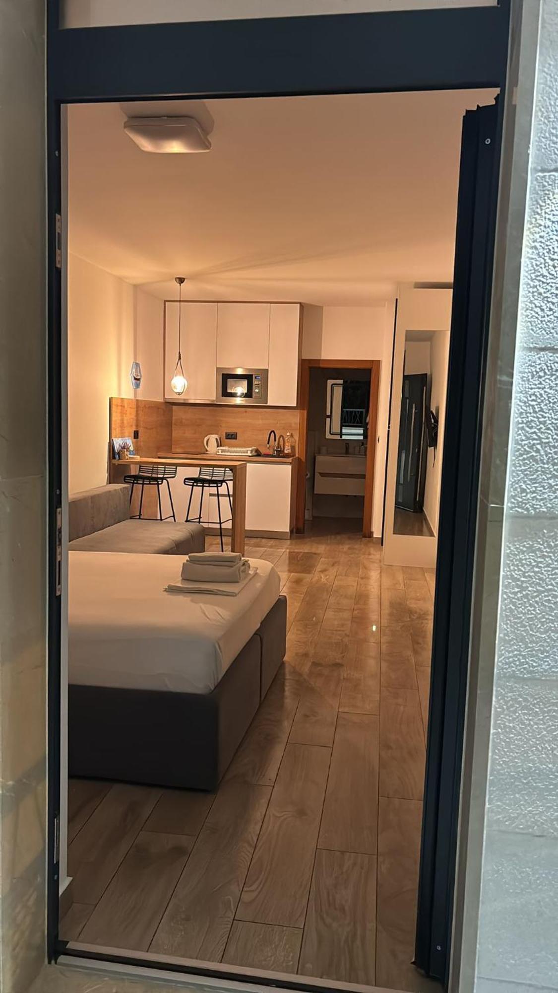 Apartments "Lory" -Baska Voda Exterior photo